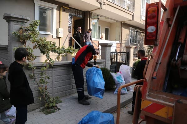 Gürsu’da, Atıklar Geri Dönüşüme Ekmekler Sofralara fotoğraf 5