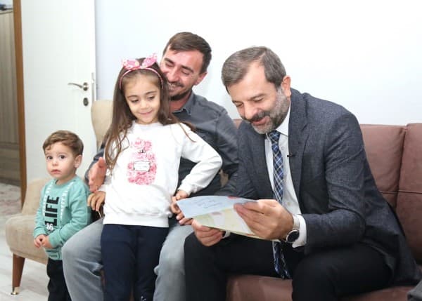 Başkan Ve Eşi Engelliler İçin Mutfağa Girdi, Kurabiye Yaptı fotoğraf 4