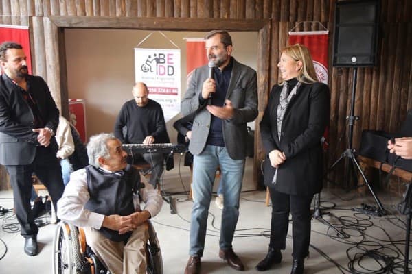 Başkan Mustafa Işık  : “Onların Yükleri Hafiflesin Diye Çabalıyoruz” fotoğraf 1