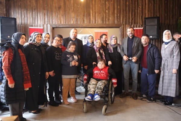 Başkan Mustafa Işık  : “Onların Yükleri Hafiflesin Diye Çabalıyoruz” fotoğraf 3
