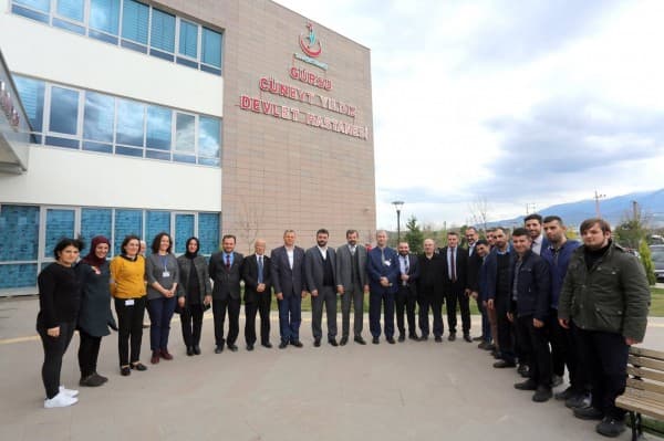 BAŞKAN IŞIK, DOKTORLARIN GÜNÜNÜ KUTLADI fotoğraf 1