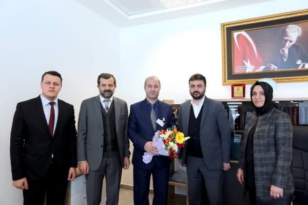 BAŞKAN IŞIK, DOKTORLARIN GÜNÜNÜ KUTLADI fotoğraf 2