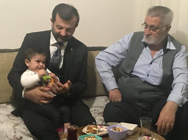 BAŞKAN IŞIK, GÜRSULULAR’IN EVLERİNE MİSAFİR OLUYOR fotoğraf 5