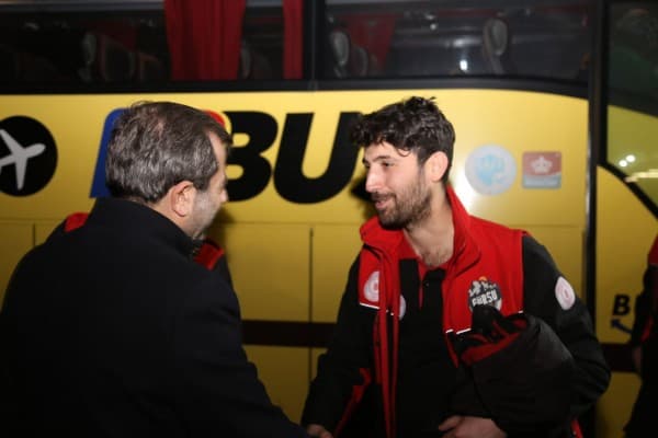 Yüreklerdeki Ateşe Bir Damla Su Oldular fotoğraf 4