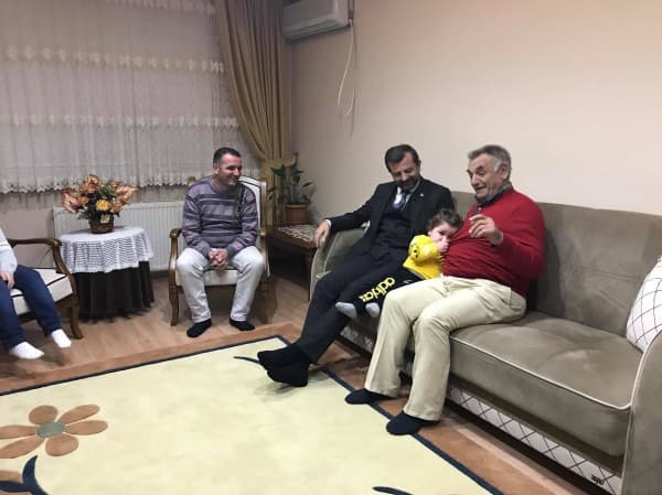 BAŞKAN IŞIK, GÜRSULULAR’IN EVLERİNE MİSAFİR OLUYOR fotoğraf 7