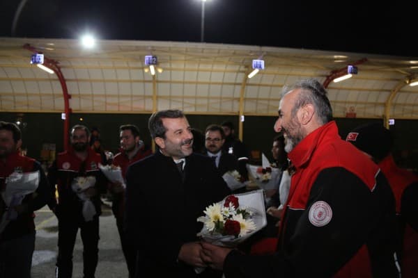 Yüreklerdeki Ateşe Bir Damla Su Oldular fotoğraf 7