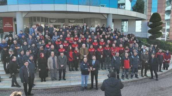 Afete Koşan Gürsu Ekiplerine Coşkulu Karşılama fotoğraf 2