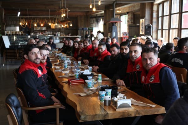 Afete Koşan Gürsu Ekiplerine Coşkulu Karşılama fotoğraf 8