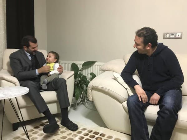 BAŞKAN IŞIK, GÜRSULULAR’IN EVLERİNE MİSAFİR OLUYOR fotoğraf 14