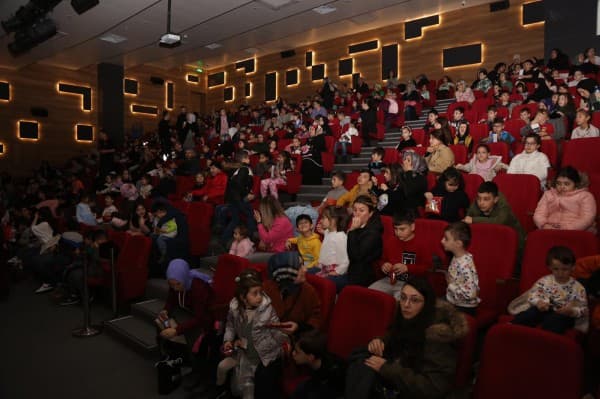 Muhteşem Maurıce İçin  Gürsu’da Muhteşem İlgi fotoğraf 2