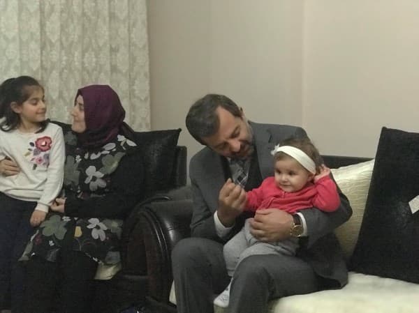 BAŞKAN IŞIK, GÜRSULULAR’IN EVLERİNE MİSAFİR OLUYOR fotoğraf 17