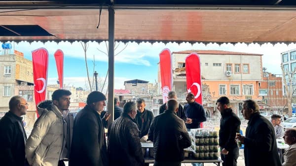 Başkan Işık’tan Depremzedelere Moral Ziyareti fotoğraf 5