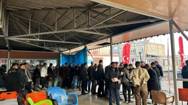 Başkan Işık’tan Depremzedelere Moral Ziyareti fotoğraf 6