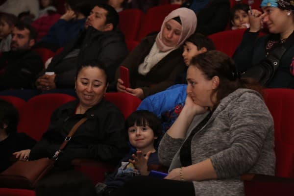 Gürsu’da Ücretsiz Sinema ve Tiyatro Keyfi fotoğraf 7