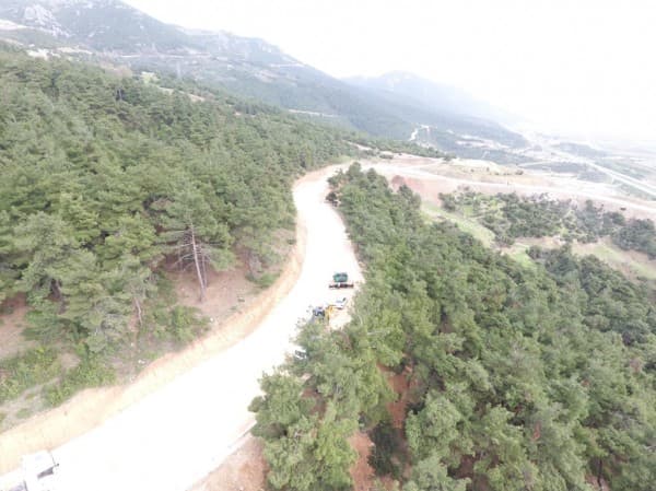 GÜRSU TOKİ YOLUNUN ASFALTI TAMAMLANIYOR fotoğraf 12