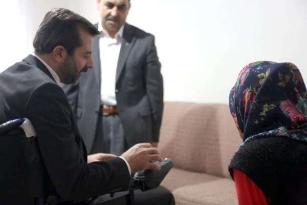 BAŞKAN IŞIK : “SOSYAL YARDIMLARIMIZLA HAYATA KÖPRÜ KURUYORUZ” fotoğraf 1