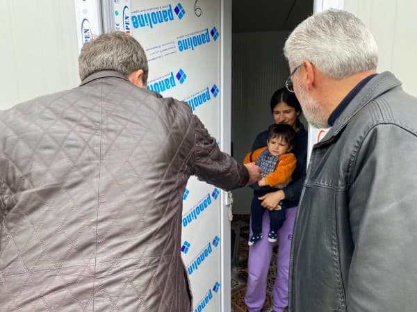 Başkan Işık Yeniden Afet Bölgesi’nde fotoğraf 2