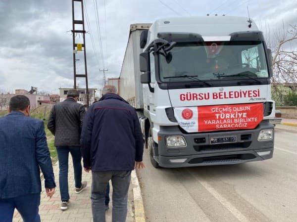 Başkan Işık Yeniden Afet Bölgesi’nde fotoğraf 4