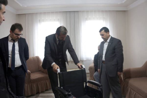 BAŞKAN IŞIK : “SOSYAL YARDIMLARIMIZLA HAYATA KÖPRÜ KURUYORUZ” fotoğraf 4