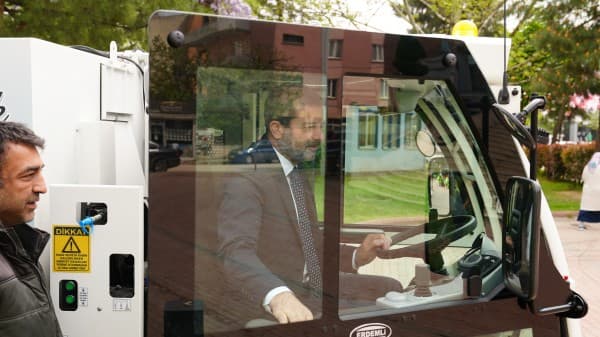 Gürsu’nun Kaldırımları, Parkları Ona Emanet fotoğraf 2