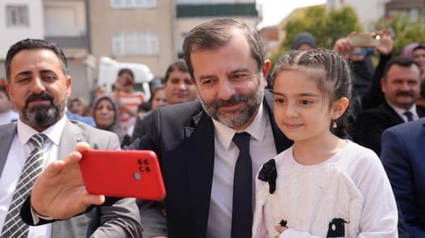 Başkan Mustafa Işık : “Umudumuzun Işıkları Çocuklarımızın Gözlerindeki Bayram Işıltısı Hiç Sönmesin” fotoğraf 8