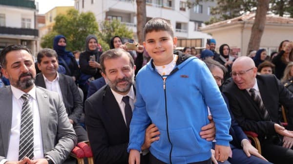 Başkan Mustafa Işık : “Umudumuzun Işıkları Çocuklarımızın Gözlerindeki Bayram Işıltısı Hiç Sönmesin” fotoğraf 9