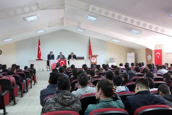 BAŞKAN IŞIK, GENÇLERİ AYDINLATTI fotoğraf 11