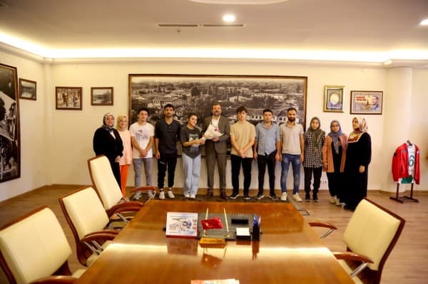 Gürsulu 32 Öğrenci Üniversite Yolunda fotoğraf 2