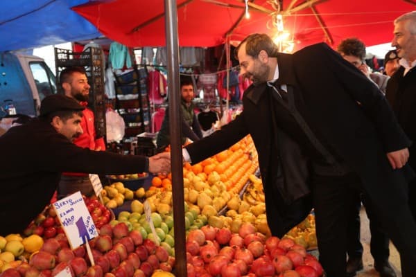 YENİDOĞAN KAPALI PAZAR YERİNE KAVUŞUYOR fotoğraf 1