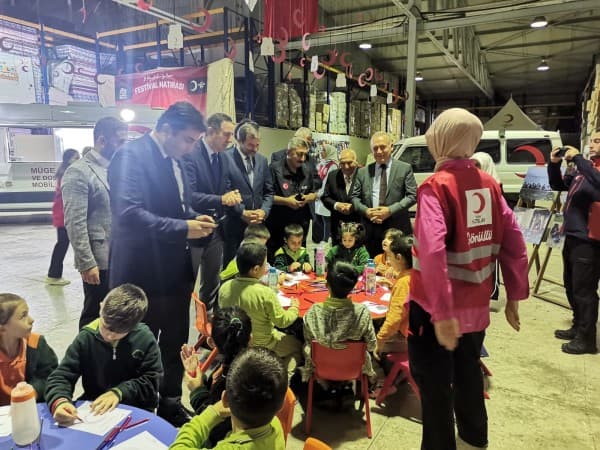 Kızılay Bursa çocuklara iyilik aşılıyor fotoğraf 1