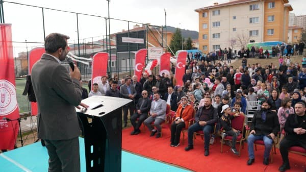 Gürsu İpek Yolu Mahallesi’ne Yeni Spor Tesisi fotoğraf 1
