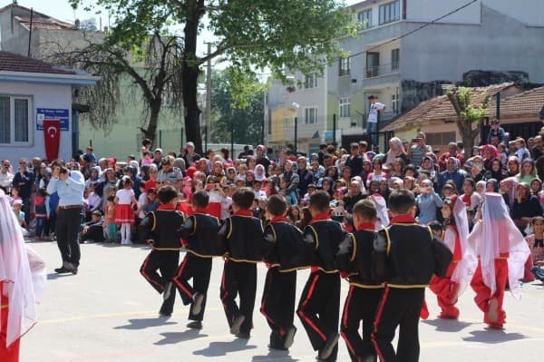 GÜRSU ÇOCUKLARLA RENKLENDİ fotoğraf 15