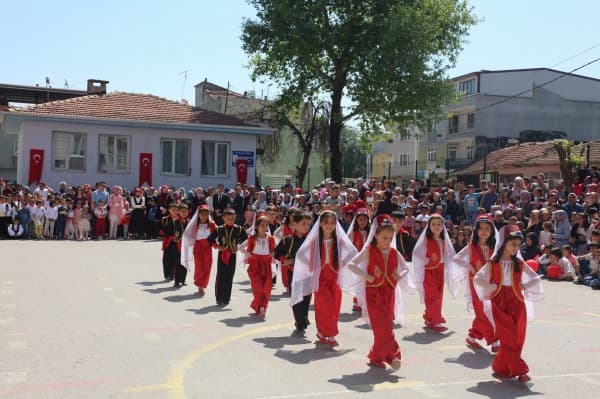GÜRSU ÇOCUKLARLA RENKLENDİ fotoğraf 16