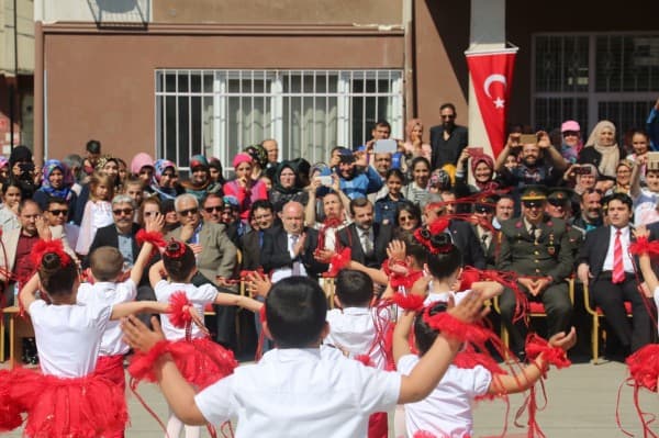GÜRSU ÇOCUKLARLA RENKLENDİ fotoğraf 19