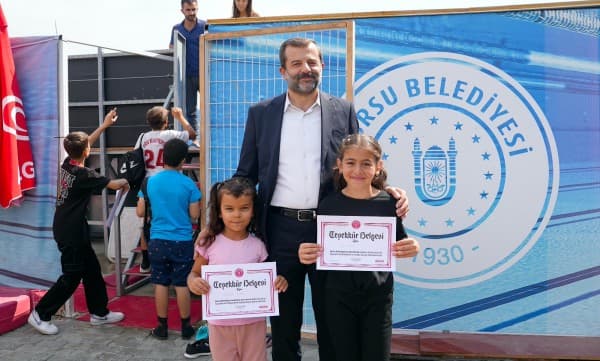 Gürsu’da Yüzlerce Çocuk Yüzmeyi Öğrendi fotoğraf 1