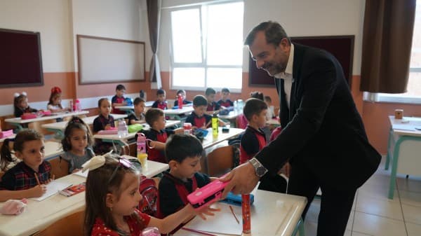 Heyecanlı Miniklere Moral Hediyesi fotoğraf 3