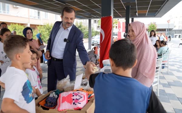 “Gürsu Maharetli Eller Çarşısı” Üreten Kadınları Buluşturuyor fotoğraf 1