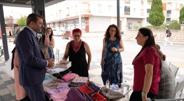 “Gürsu Maharetli Eller Çarşısı” Üreten Kadınları Buluşturuyor fotoğraf 2