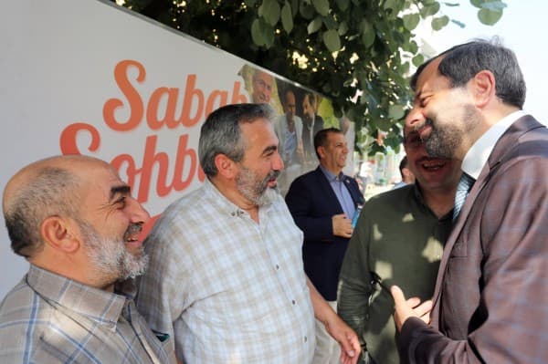 BAŞKAN IŞIK, SABAHIN BEREKETİNİ ESNAFLARLA PAYLAŞIYOR fotoğraf 4
