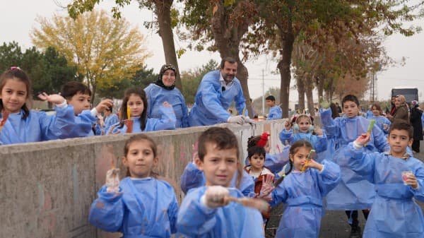 Metrelerce Duvarı Minikler Boyadı fotoğraf 9