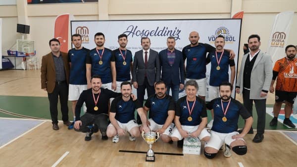 Gürsu Belediyesi Voleybolün Şampiyonu Oldu fotoğraf 6