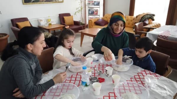 Gürsu’da Dopdolu, Rengarenk Bir Ara Tatil fotoğraf 6