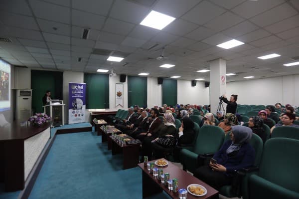 GÜRSULU KADINLAR SAĞLIKLI İLETİŞİM VE STRESLE BAŞ ETME KONULARINDA BİLGİLENDİRİLDİ fotoğraf 10
