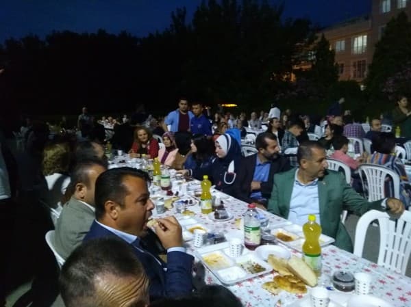 GÜRSU PROTOKOLÜ ŞEHİT VE GAZİ AİLELERİYLE İFTARDA BULUŞTU fotoğraf 5