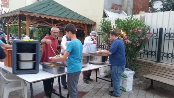 RAMAZAN’IN BEREKETİ GÜRSU SOKAKLARINI DOLDURUYOR fotoğraf 10