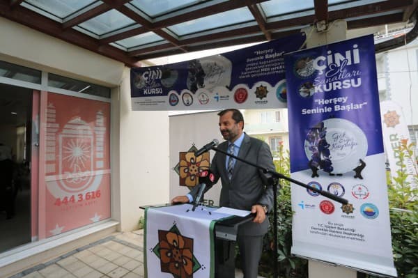GÜRSULU KADINLAR SANATSAL BECERİYLE GELİR ELDE EDECEK fotoğraf 4