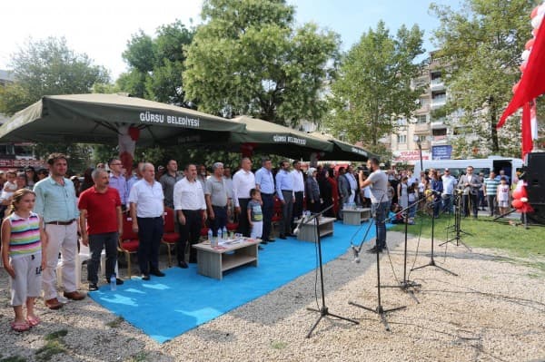 GÜRSU’DA ULUSLARARASI HALK DANSLARI COŞKUSU fotoğraf 8