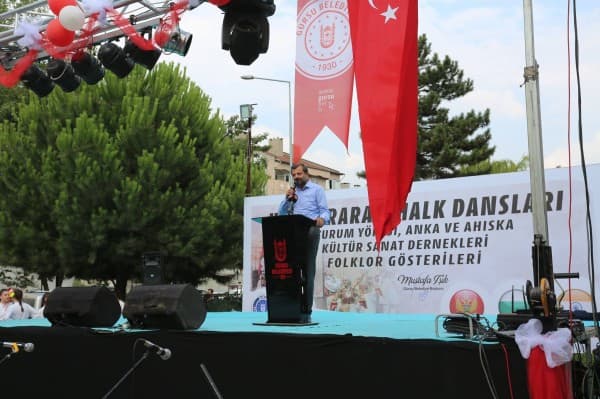 GÜRSU’DA ULUSLARARASI HALK DANSLARI COŞKUSU fotoğraf 9