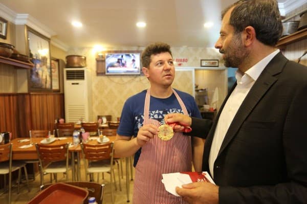 BAŞKAN IŞIK’TAN İLÇE HALKINA “MİNNETTARLIK MADALYASI” fotoğraf 1