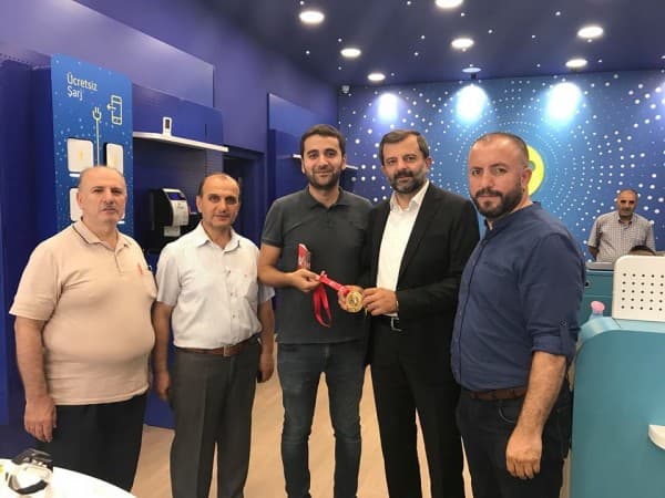 BAŞKAN IŞIK’TAN İLÇE HALKINA “MİNNETTARLIK MADALYASI” fotoğraf 5